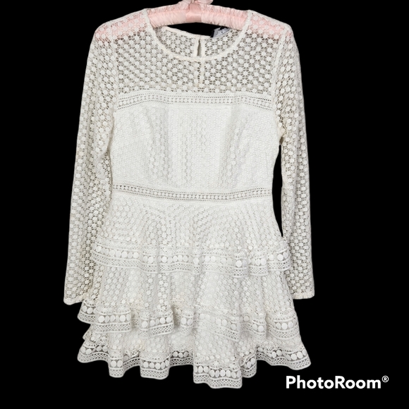 Lulu's Begins With Love White Crochet Tiered Mini Dress Size M Graduation Bridal - Picture 4 of 14